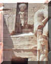 AbouSimbel-Horus&Nefertari.jpg (53184 octets)