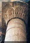 Esna - colonne.jpg (103217 octets)